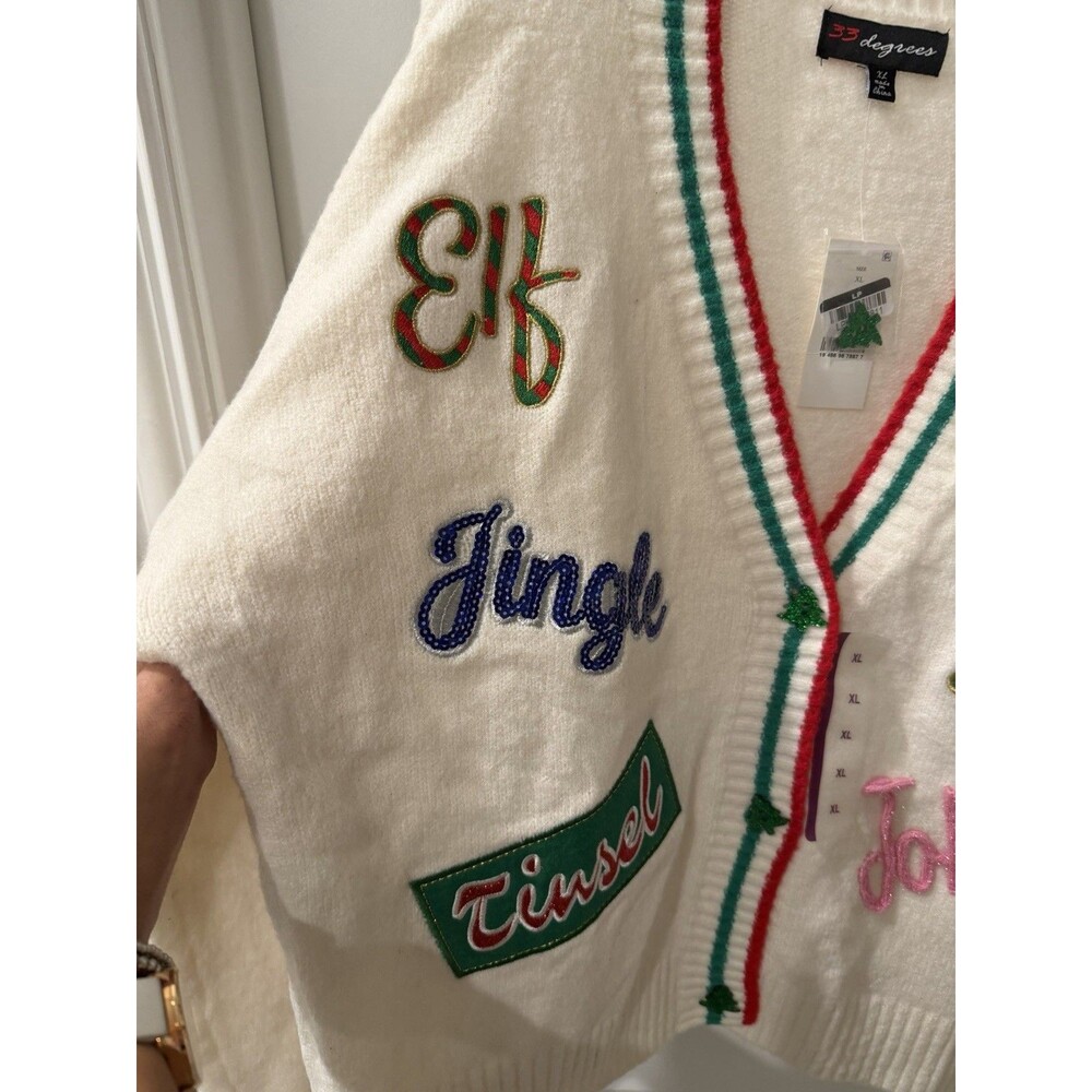 RARE Women's Holiday Patchwork Festive Graphic Ca… - image 5